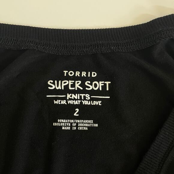 Torrid Black Sugar Dolman Skull Long Sleeve Tee Size 2 Women's - Picture 4 of 9